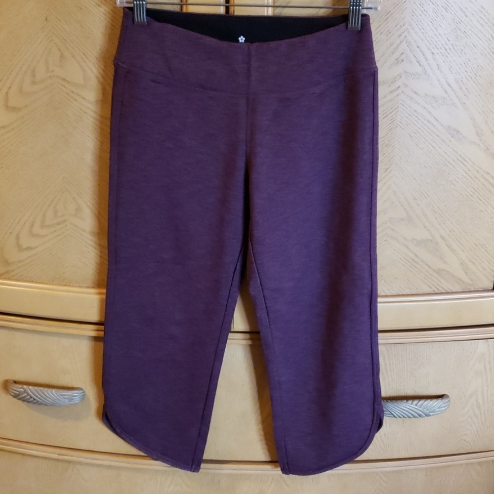 Tuff athletics capri leggings